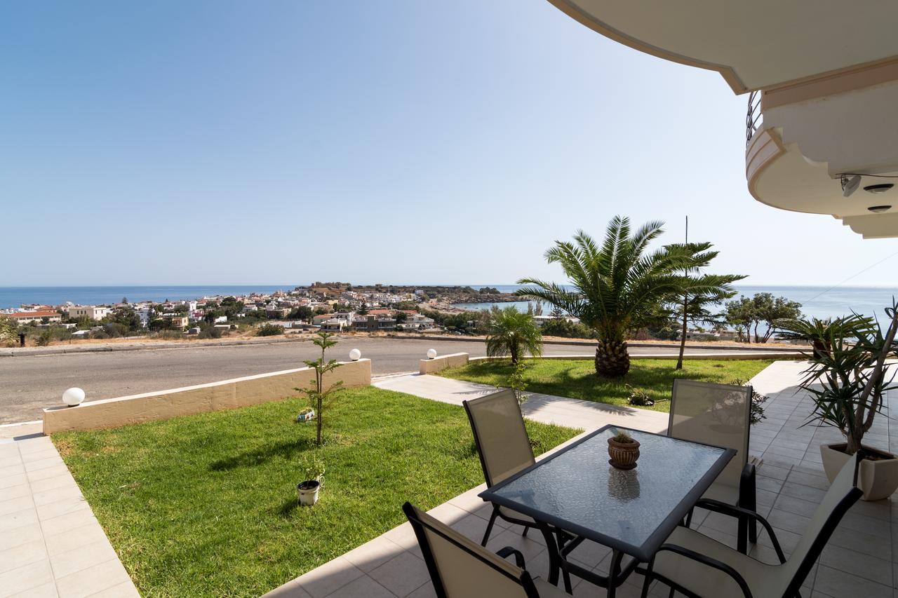 Aristea Apartments Palaiochora Eksteriør billede