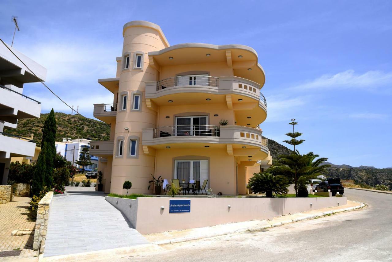 Aristea Apartments Palaiochora Eksteriør billede